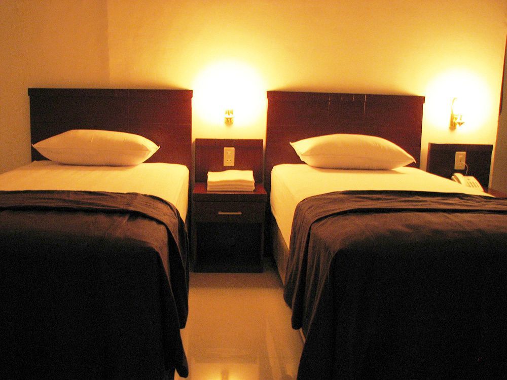 Kama Hotel Medan Exterior photo